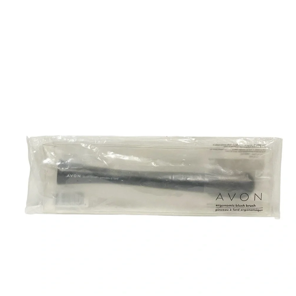 AVON Ergonomic Blush Brush NEW Face Makeup Beauty